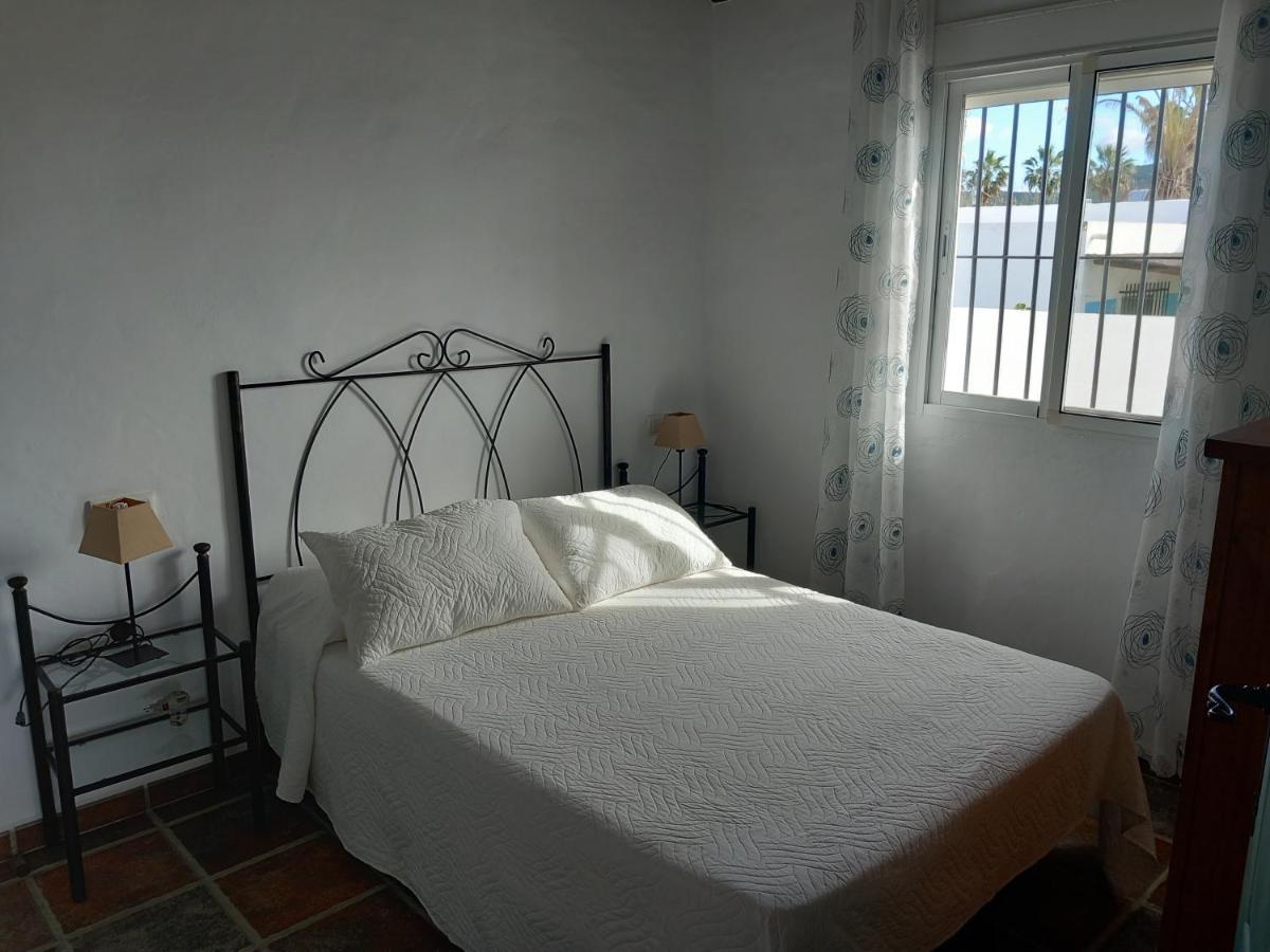 Apartamentos Cala Isabel Zahora Eksteriør bilde